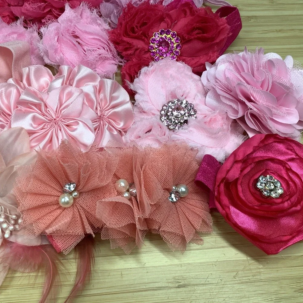 Lot Of 19 Assorted Girl Hair Bows Ribbon and Alligator Clip